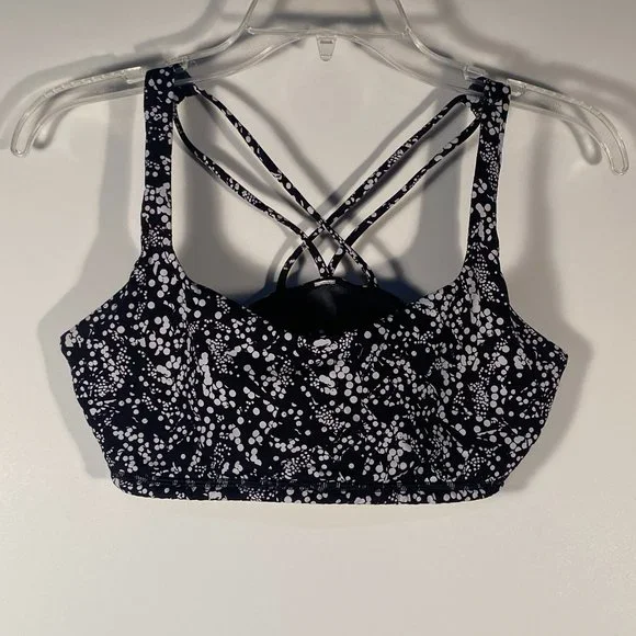 Lululemon size 8 sports bra hotsell